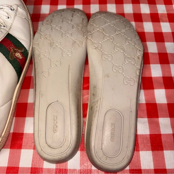 Women's Gucci Authentic Ace Sneaker with Bee US 6 /36 EU pre-owned - Picture 7 of 12